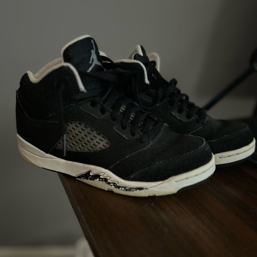 Air Jordan’s Retro 5s Sneakers